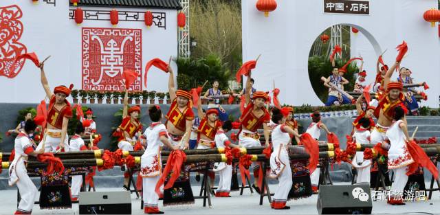 仡佬民歌表演